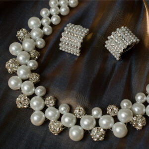 7 trendy jewelry pieces for women